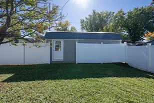 306 1st St E, Stewartville, MN 55976 - Photo 16