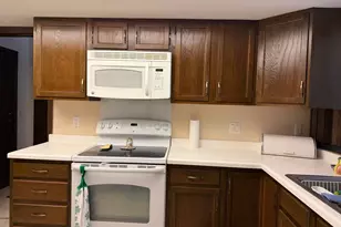 8549 Irwin Rd, Bloomington, MN 55437 - Photo 6