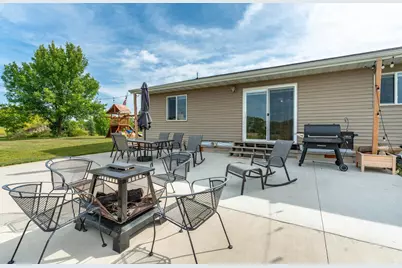 18613 Peninsula Trail, Battle Lake, MN 56515 - Photo 16
