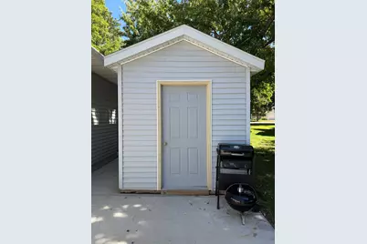 231 Elizabeth Street E, Edgerton, MN 56128 - Photo 24
