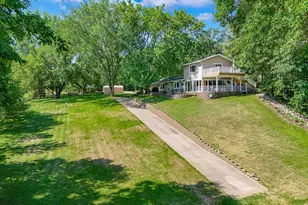46360 Grand View Dr, Perham, MN 56573 - Photo 2
