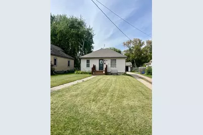 1136 West Avenue, Detroit Lakes, MN 56501 - Photo 2