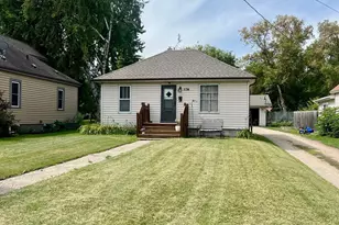 1136 West Ave, Detroit Lakes, MN 56501 - Photo 2