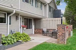 7680 13th St N, Oakdale, MN 55128 - Photo 32