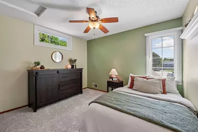 180 Cascade Court, Chanhassen, MN 55317 - Photo 26