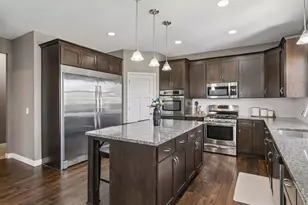 19495 Hilldale Ave, Lakeville, MN 55044 - Photo 8