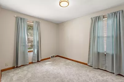 828 3rd Avenue S, South Saint Paul, MN 55075 - Photo 22