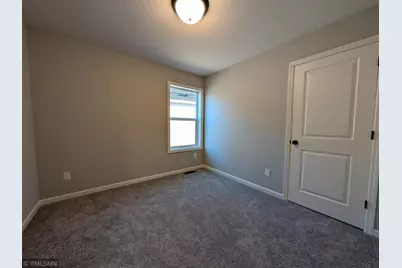 10593 Goodview Avenue S, Cottage Grove, MN 55016 - Photo 12