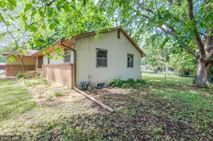 8324 62nd Ave N, Brooklyn Park, MN 55428 - Photo 4