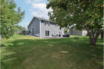 882 115th Avenue NE, Blaine, MN 55434 - Photo 4