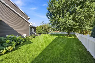 5294 Marquess Trail N, Lake Elmo, MN 55042 - Photo 44
