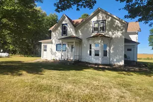 26704 360th St, Redwood Falls, MN 56283 - Photo 1