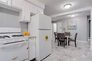 914 Burr St, Saint Paul, MN 55130 - Photo 2