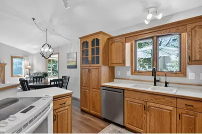 1258 Westbrook Circle, Alexandria, MN 56308 - Photo 8
