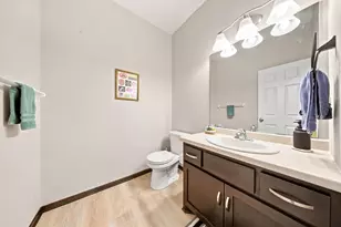 12226 River Valley Dr, Burnsville, MN 55337 - Photo 12
