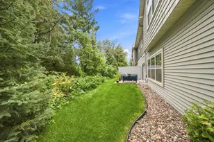 12226 River Valley Dr, Burnsville, MN 55337 - Photo 24