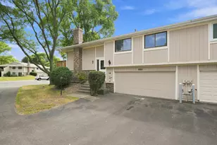 6668 Ives Ln N, Maple Grove, MN 55369 - Photo 4