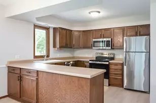 16501 29th Ave N, Plymouth, MN 55447 - Photo 10