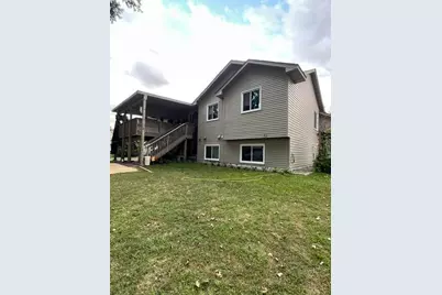 715 California Avenue E, Saint Paul, MN 55106 - Photo 2