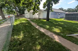 901 8th Ave SW, Austin, MN 55912 - Photo 6