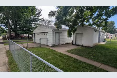 901 8th Avenue SW, Austin, MN 55912 - Photo 4