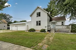 500 Center Ave S, Hayfield, MN 55940 - Photo 2