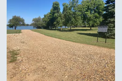 1630 Edgewater Drive E, Lake Benton, MN 56149 - Photo 6