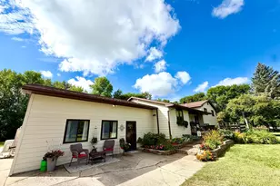 40624 Hwy 11, Roseau, MN 56751 - Photo 2