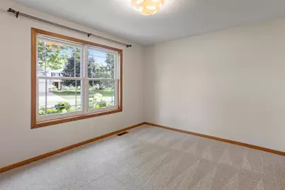 2452 Eagle Valley Drive, Woodbury, MN 55129 - Photo 28