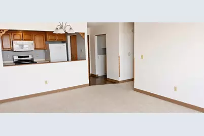 1425 W 28th Street #618, Minneapolis, MN 55408 - Photo 4