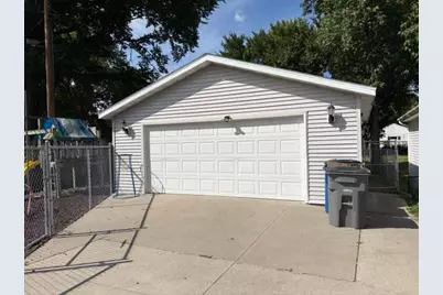 1216 4th Avenue N, Moorhead, MN 56560 - Photo 4