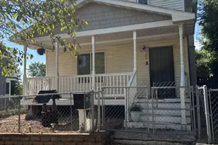 204 Acker St E, Saint Paul, MN 55117 - Photo 2