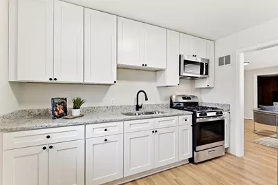 5837 Russell Avenue S, Minneapolis, MN 55410 - Photo 8