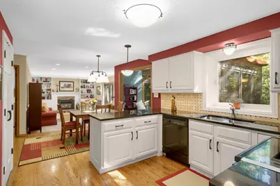 14985 Ironwood Court, Eden Prairie, MN 55346 - Photo 6