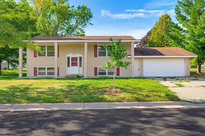 64 9th Avenue NE, Hutchinson, MN 55350 - Photo 1