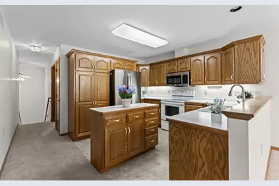 527 1st Avenue SE, Stewartville, MN 55976 - Photo 8