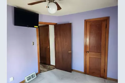 2010 3rd Avenue NE, Austin, MN 55912 - Photo 12
