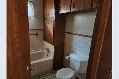 2010 3rd Avenue NE, Austin, MN 55912 - Photo 16