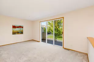 7531 Southridge Ct, Savage, MN 55378 - Photo 4