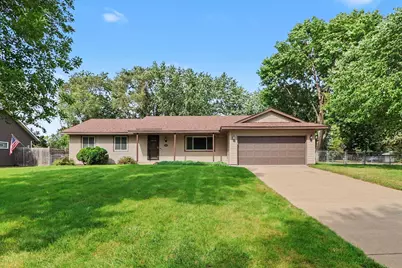 2001 102nd Avenue NW, Coon Rapids, MN 55433 - Photo 2