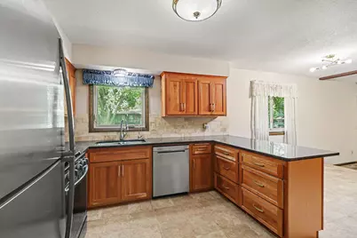 2001 102nd Avenue NW, Coon Rapids, MN 55433 - Photo 6