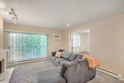 4201 Lakeside Avenue N #302, Brooklyn Center, MN 55429 - Photo 4