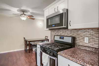 4201 Lakeside Avenue N #302, Brooklyn Center, MN 55429 - Photo 10