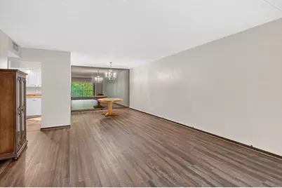 2465 Londin Lane E #212, Maplewood, MN 55119 - Photo 10