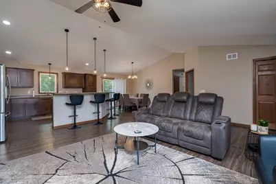 101 Skylark Drive, Mankato, MN 56001 - Photo 6