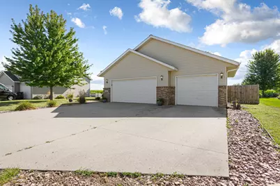 217 Inverness Drive, Mankato, MN 56001 - Photo 8