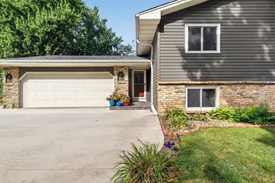 11440 Jonquil Street NW, Coon Rapids, MN 55433 - Photo 2