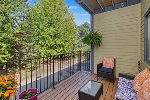 719 Summit Ave, Saint Paul, MN 55105 - Photo 22