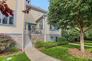 719 Summit Ave, Saint Paul, MN 55105 - Photo 2