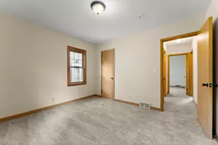 2849 Jersey Ave S, Saint Louis Park, MN 55426 - Photo 26